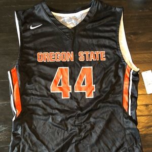 NWT Mens Nike Dri Fit Team issued Oregon St top